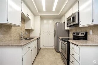 Building Photo - 25611 Quail Run