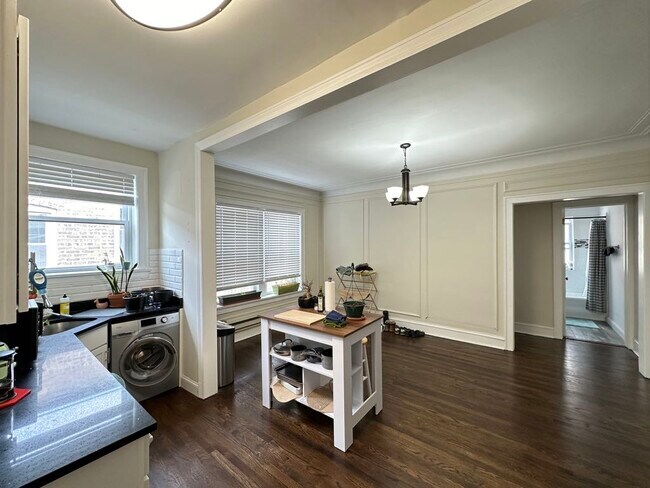 Foto del edificio - 327 Kedzie St