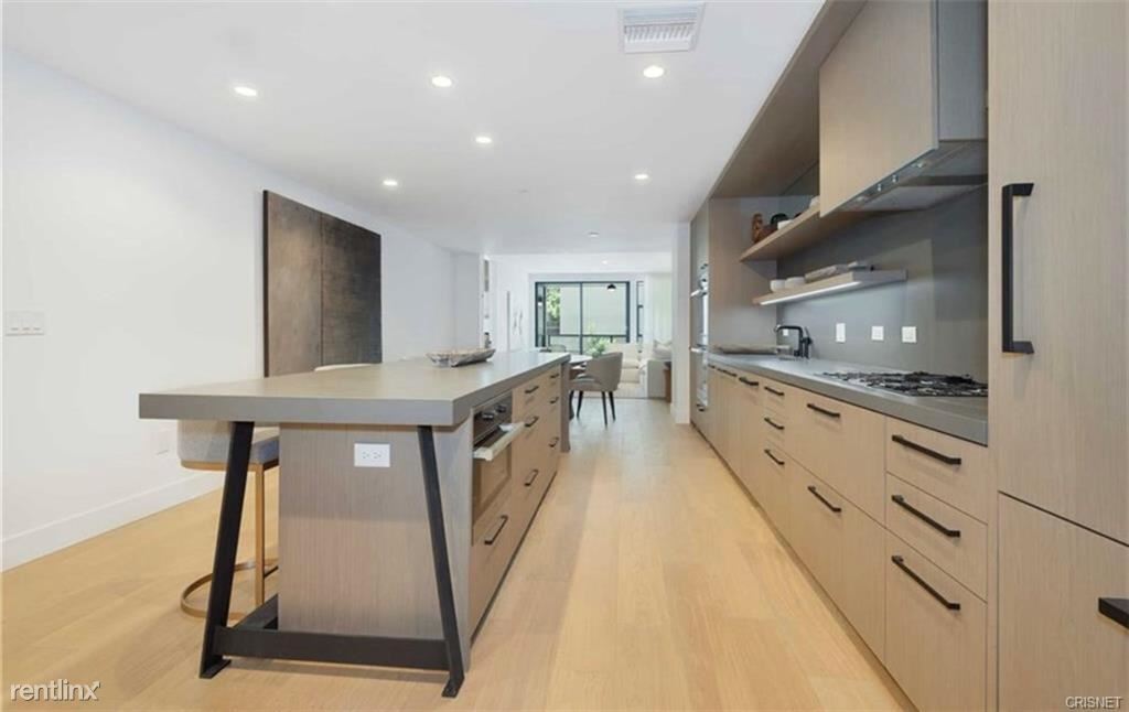 Foto principal - 10777 Wilshire Blvd