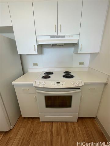 Building Photo - 3009 Ala Makahala Pl