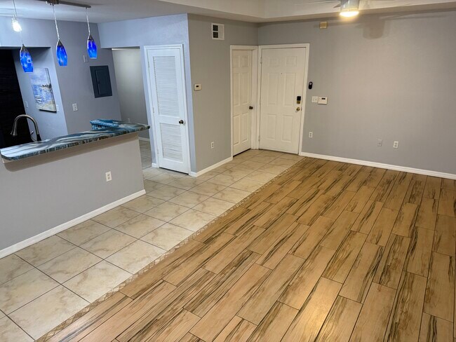 Photo - 2950 Viscaya Pl Apartment