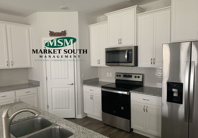 Foto del edificio - SOUTHSIDE ~ THE COVE AT BRADLEY POINTE