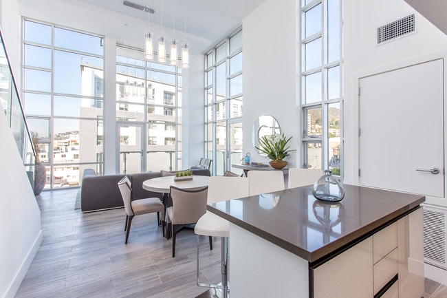 Foto del edificio - The Lofts on La Brea