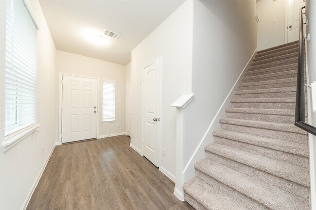 Foto del edificio - 3026 Orchid Ranch Dr