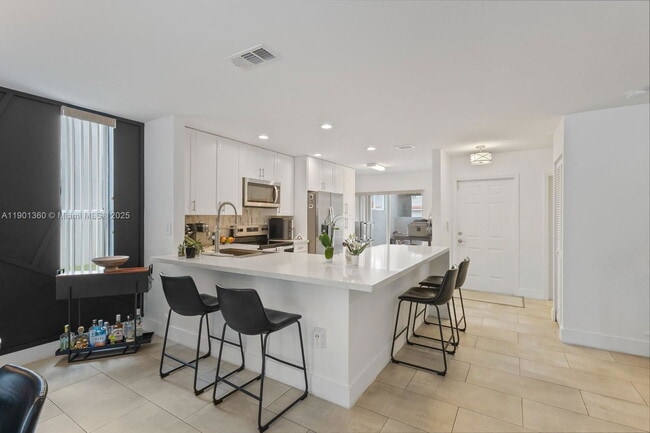 Foto del edificio - 11389 NW 87th Ave