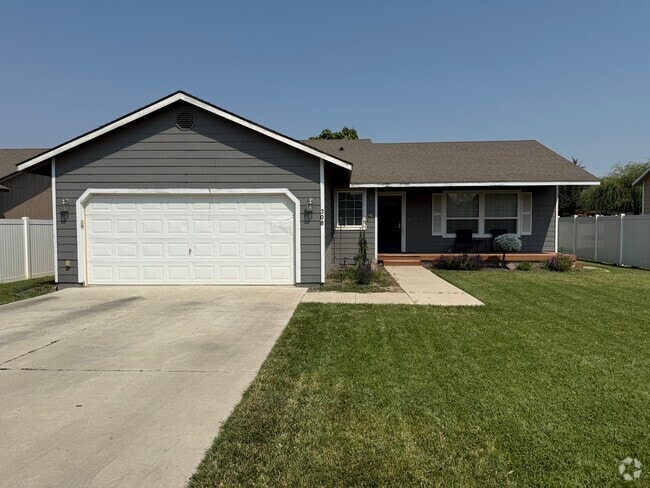 Building Photo - 308 Villa Real Dr