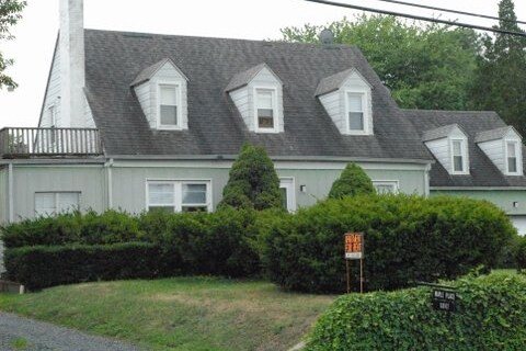 Primary Photo - 18147 Point Lookout Rd