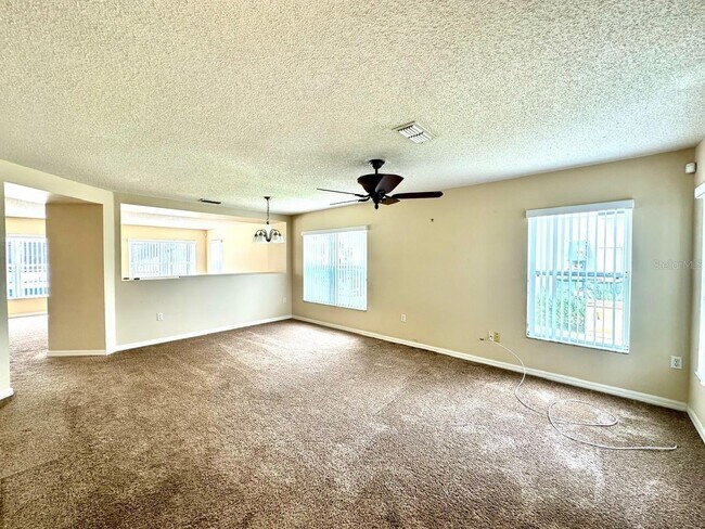 Building Photo - 410 Canna Dr