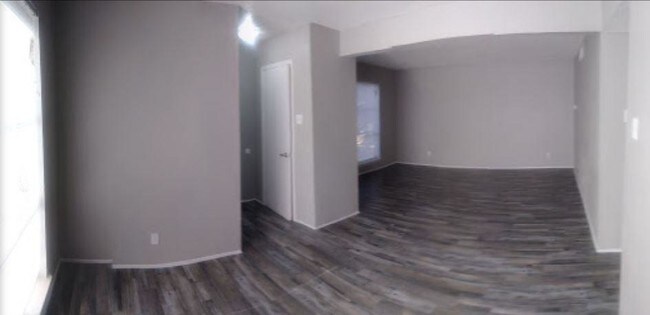 Foto del edificio - 1020 Fox Ave