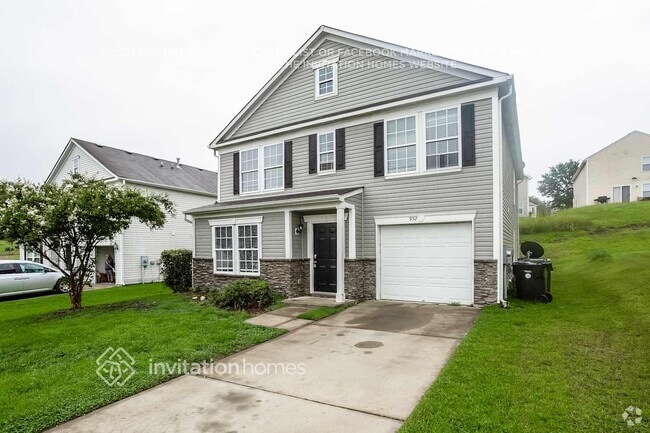 Building Photo - 952 Littleton Dr