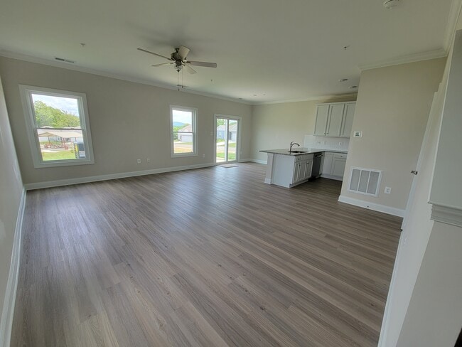 Building Photo - 10101 Amelia Ct