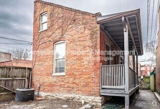 Building Photo - 1005 Allen Ave