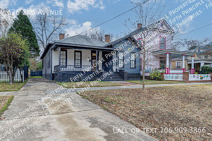 Primary Photo - 636 2nd Ave