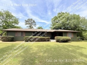 Building Photo - 1119 W Park Row Dr