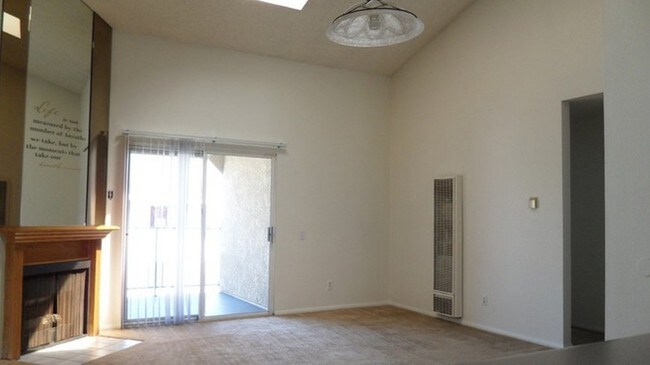 Living Room - 1352 Molino Ave