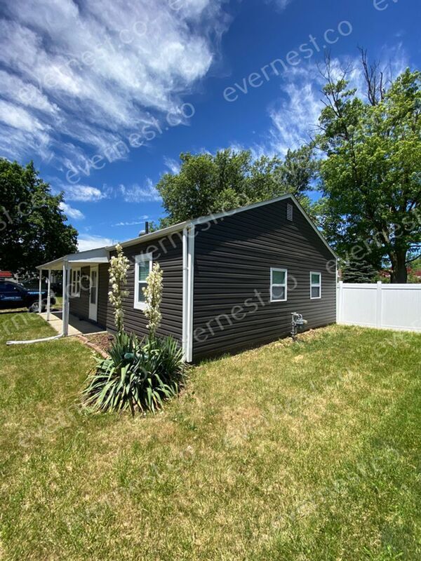Building Photo - 464 Yarmouth Ln