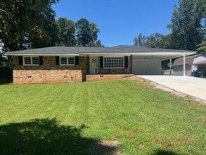 Building Photo - 1128 Lanier Dr