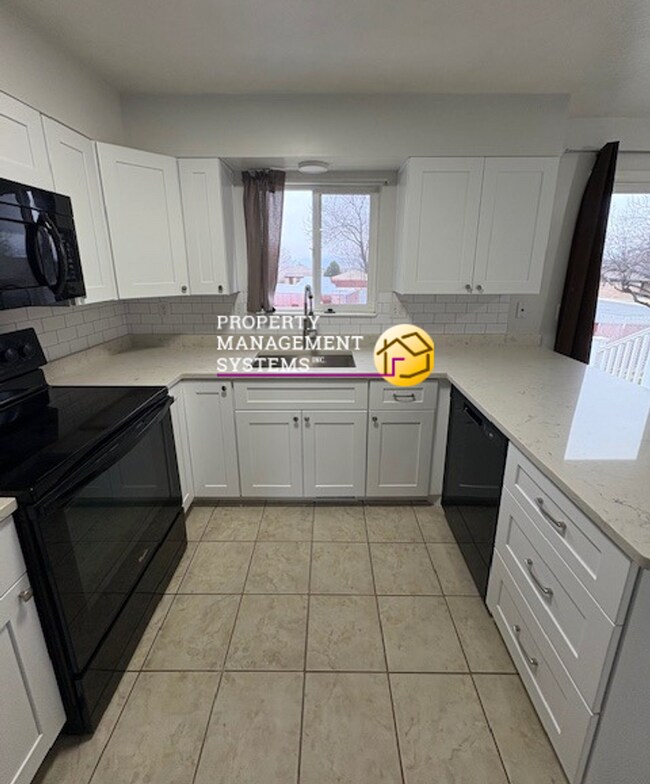 Foto del edificio - Lovely 3 Bedroom Rambler in West Jordan!