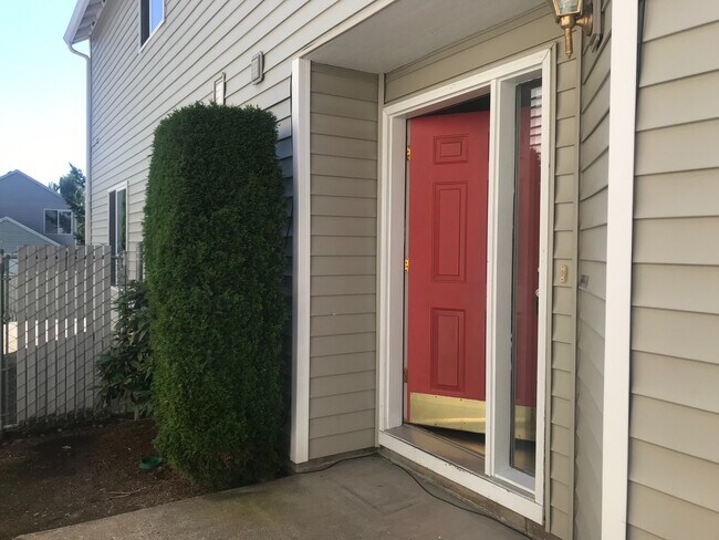 Photo - Spacious Townhouse in Great Central Locati...