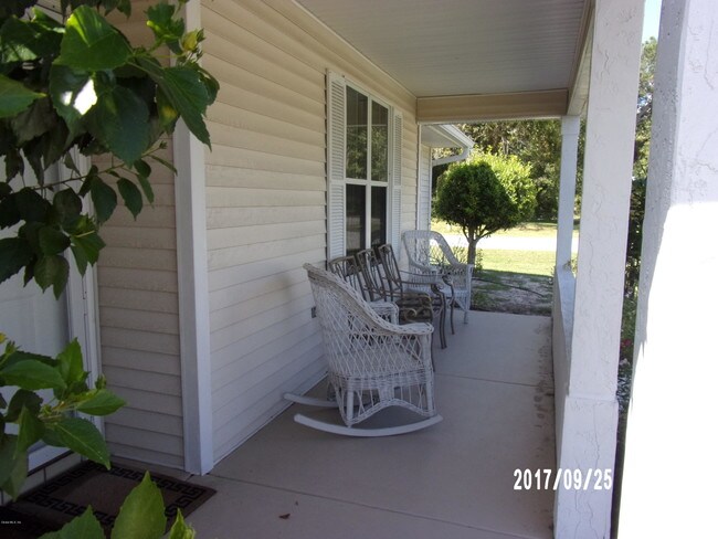Building Photo - 11624 SW 81st Ave