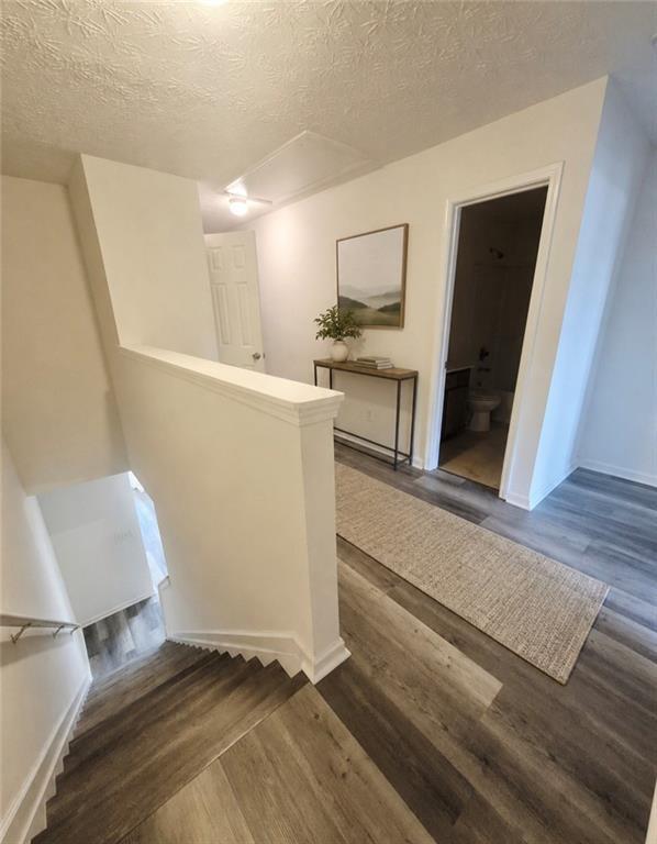 Foto del edificio - 2517 Emma Way NW