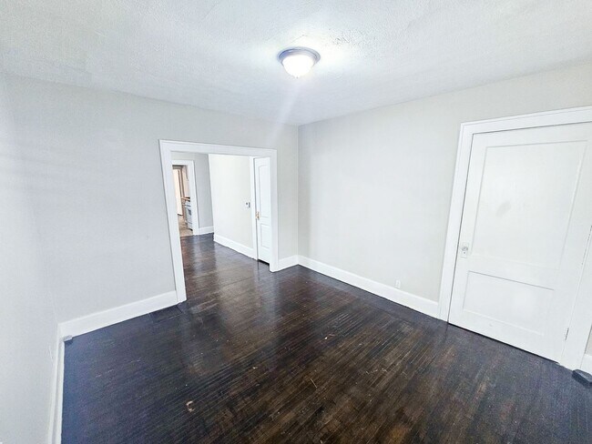 Foto del edificio - 712-712 N Bosart Ave