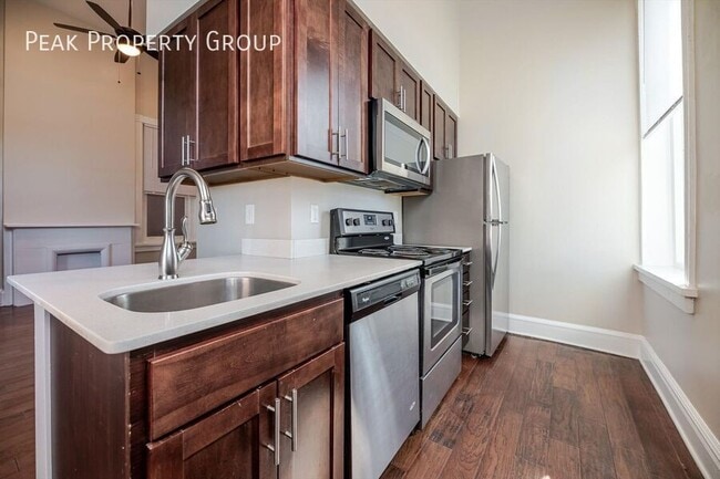 Building Photo - $99 Deposit Spring Special!! Quaint Studio...