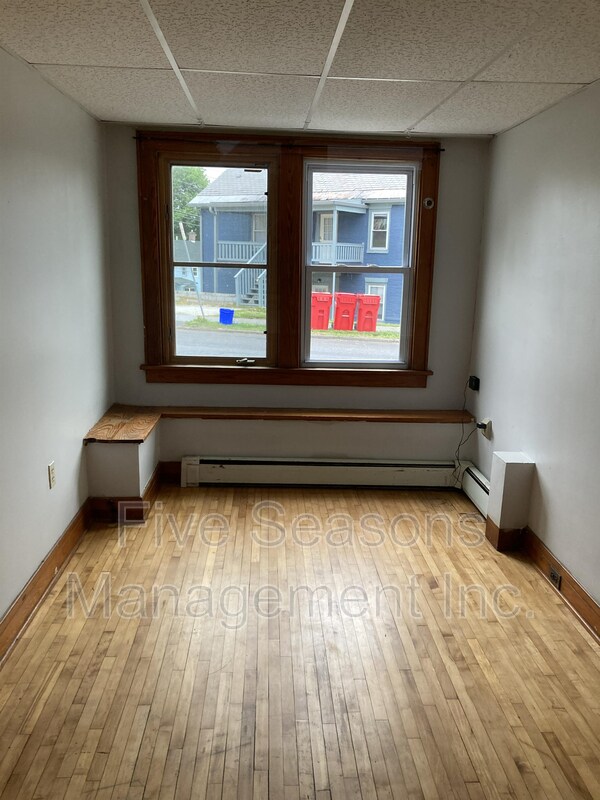 Foto del edificio - 9 Chase St