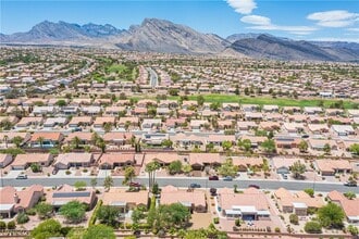 Building Photo - 2548 Tumble Brook Dr