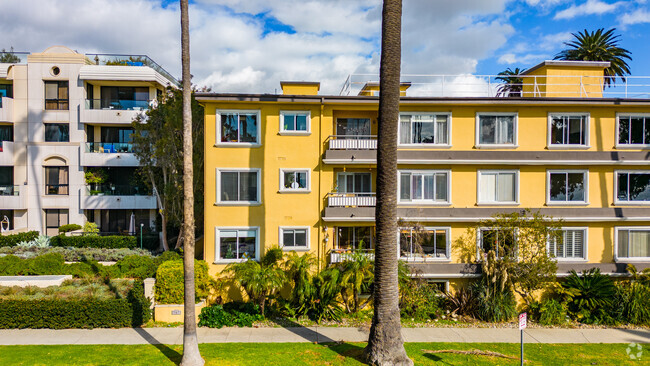 Exterior - 757 Ocean Ave