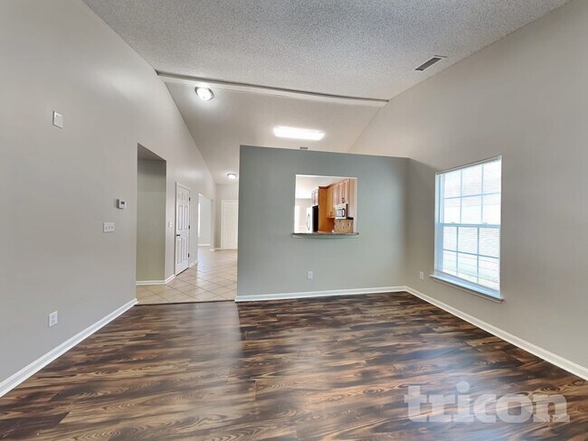 Building Photo - 131 Winborne Dr