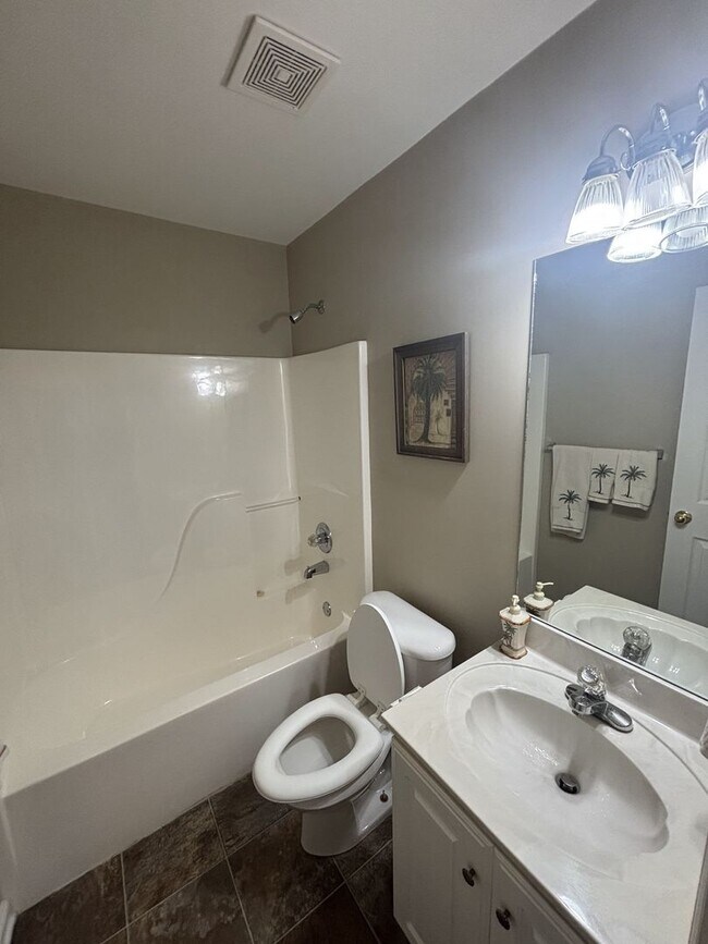 Foto del edificio - Beautiful 2 bed 2 bath home in Pelham