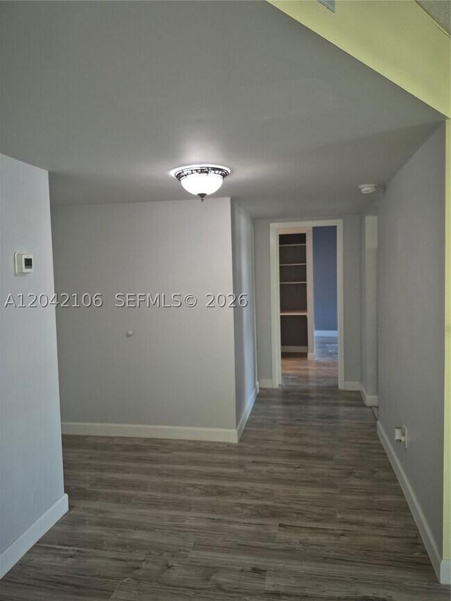 Foto del edificio - 16565 NE 26th Ave