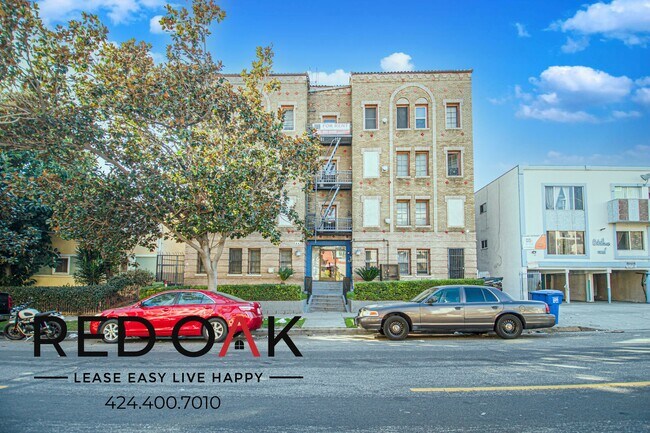 Foto del edificio - 443 S Catalina St