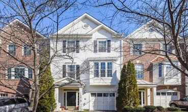 Building Photo - 21682 Kings Crossing Terrace