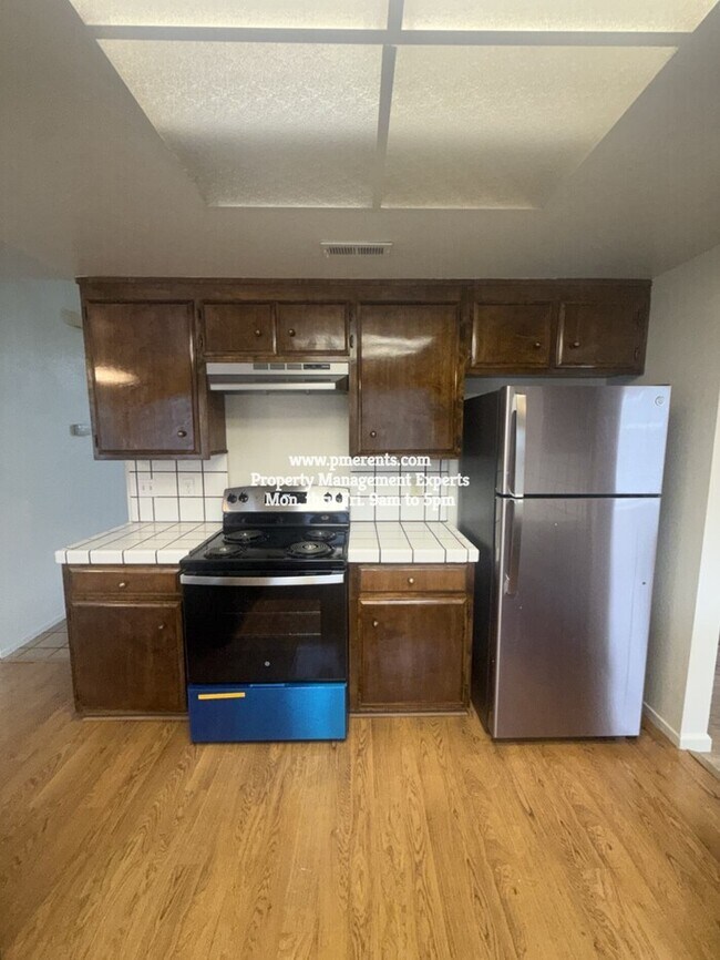 Foto del edificio - 9130 Cornwall Dr