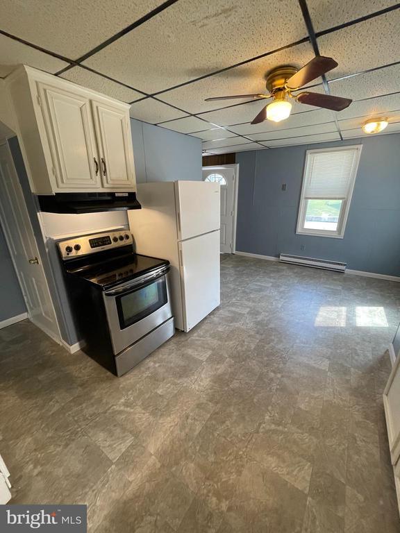 Building Photo - 4 S Farquhar St