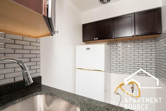 Foto del edificio - 6830 N Sheridan Rd