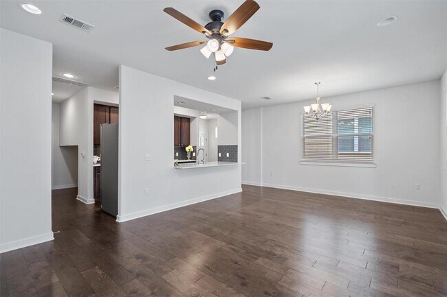 Building Photo - 8940 Parker Ranch Cir