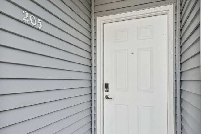 Building Photo - 610 Island Way