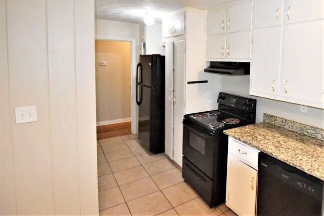 Building Photo - 2349 Ernest Prather Way