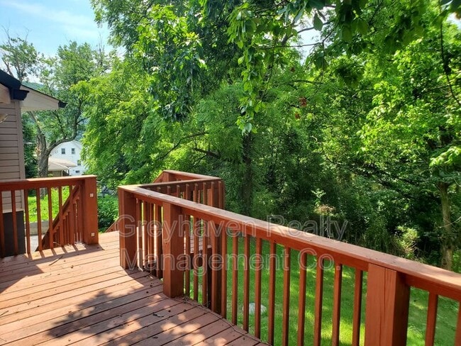 Foto del edificio - 214 Vreeland St