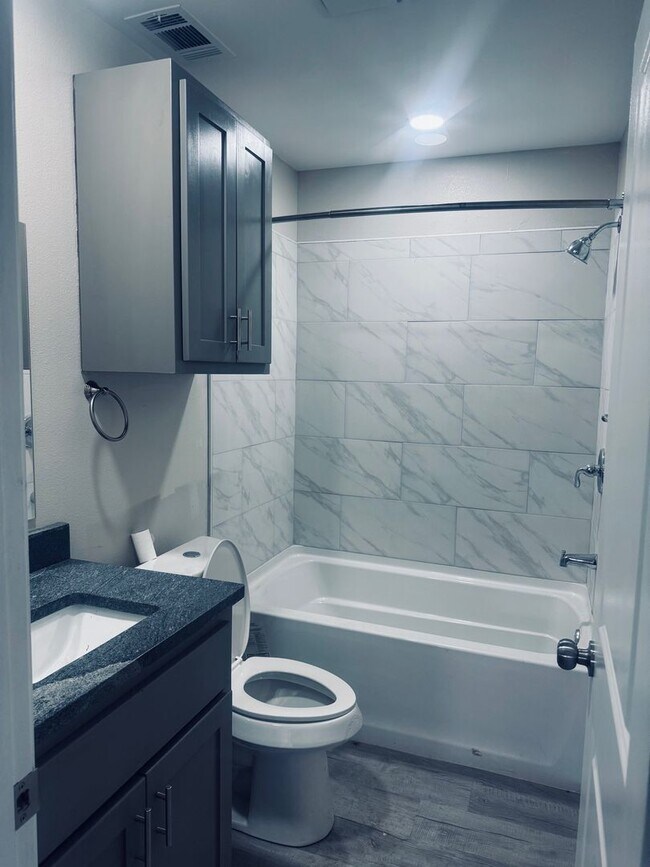 Building Photo - New Build Duplex Home in Cozy Orange Grove...