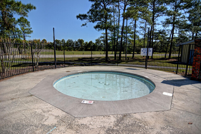Foto del edificio - 2827 Springfield Dr