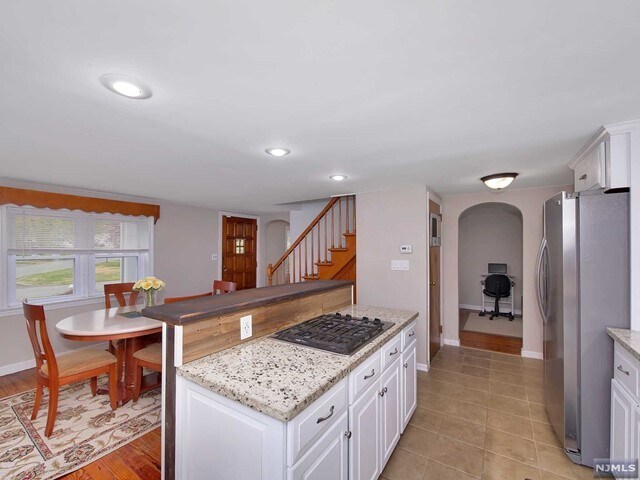 Foto del edificio - 25 Lakeside Avenue