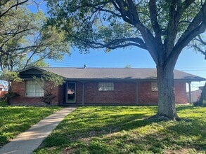 Building Photo - 11130 Jackson Terrace