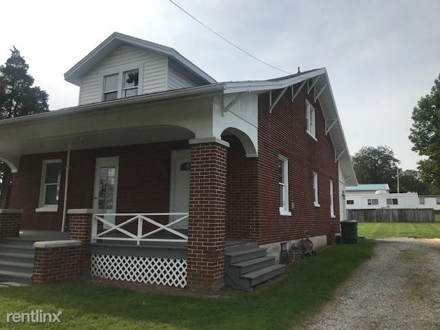 Building Photo - 2 br, 1.5 bath Townhome - 2086 Hilton Ave