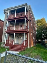 Building Photo - 54 Cabot St