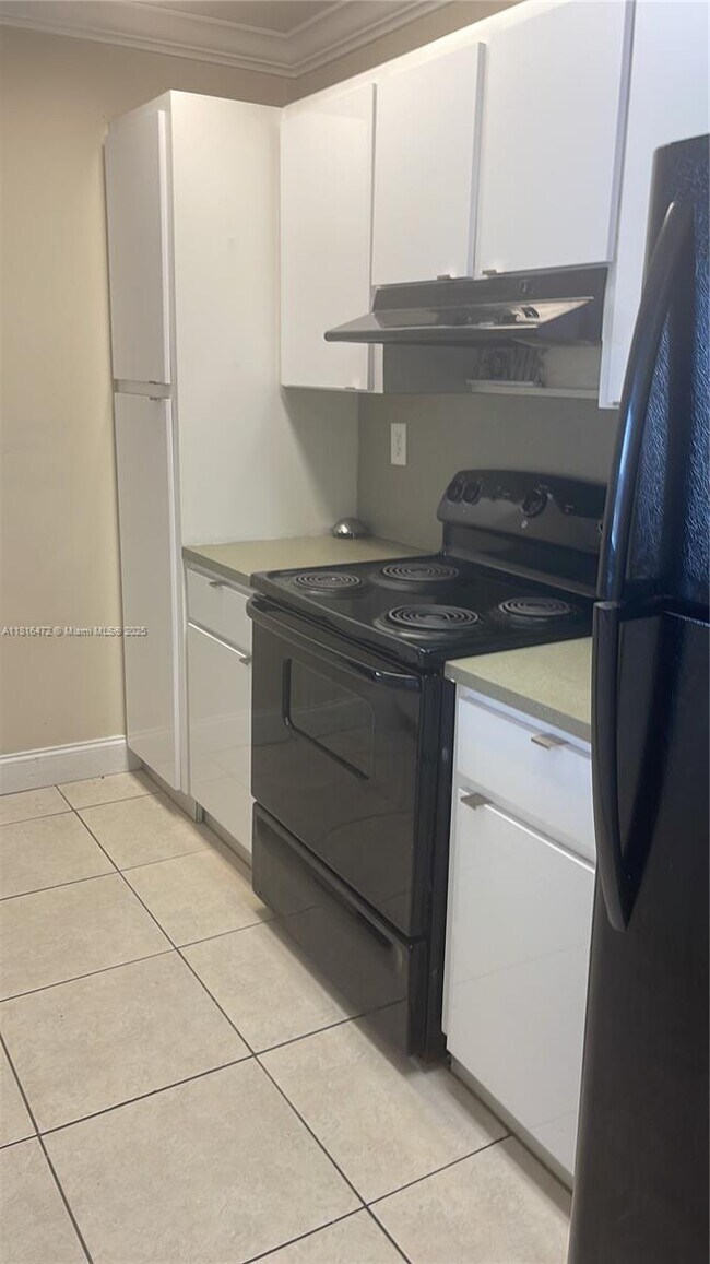 Foto del edificio - 6955 NW 186th St