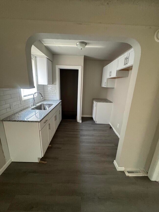 Foto del edificio - 14603 Washburn St